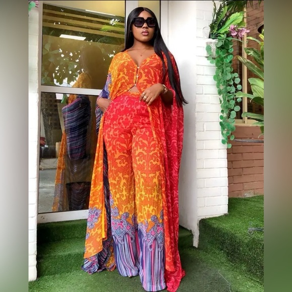 2 pc chiffon set. One size (can fit xl to 2x). Never worn. - Picture 1 of 1